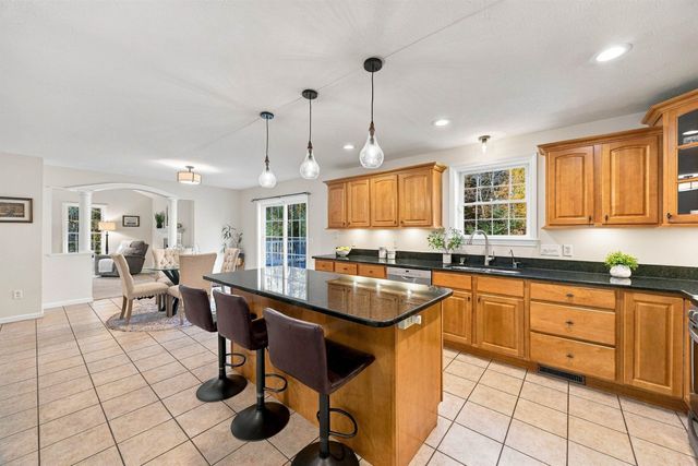3 Fox Meadow Drive, Bow, NH 03304