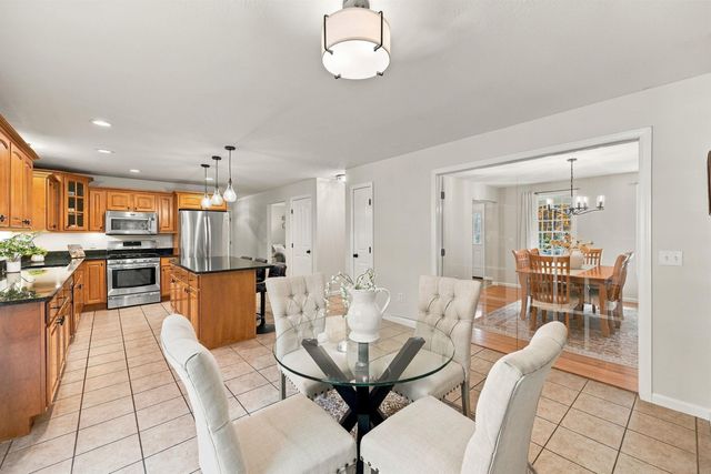 3 Fox Meadow Drive, Bow, NH 03304