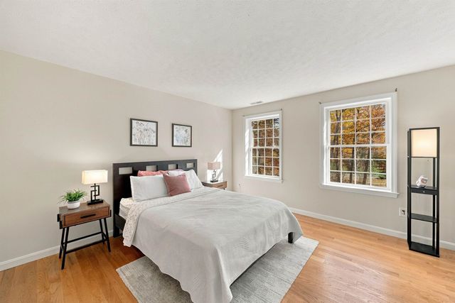 3 Fox Meadow Drive, Bow, NH 03304