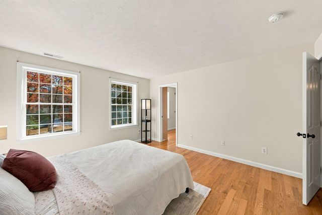 3 Fox Meadow Drive, Bow, NH 03304