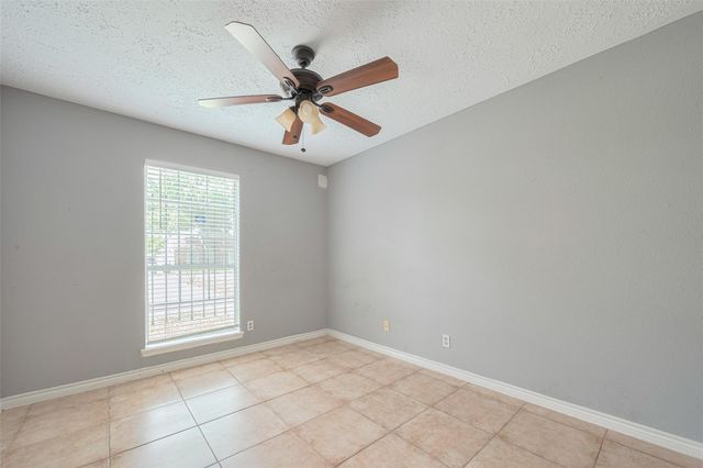 10534 Evesborough Drive, Houston, TX 77099