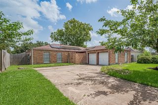 10534 Evesborough Drive, Houston, TX 77099