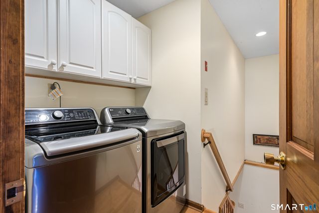 192 Oldefield Farms 192, Enfield, CT 06082
