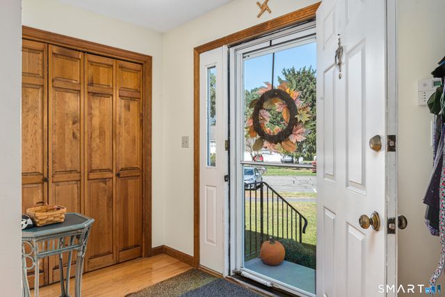 192 Oldefield Farms 192, Enfield, CT 06082