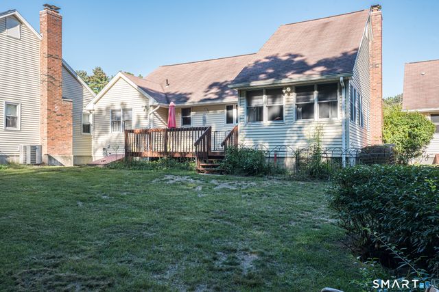 192 Oldefield Farms 192, Enfield, CT 06082