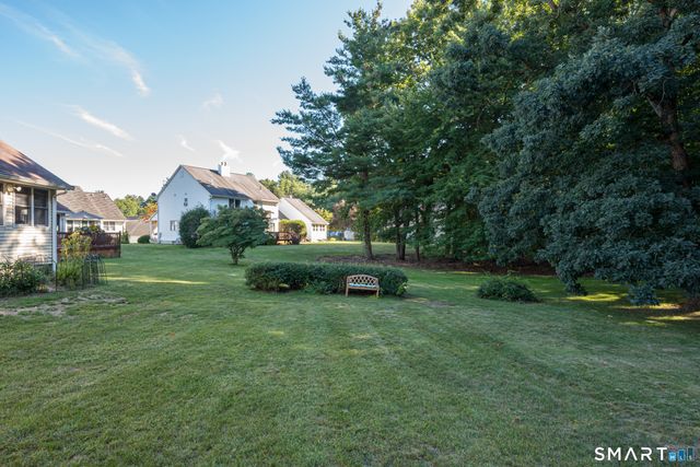 192 Oldefield Farms 192, Enfield, CT 06082