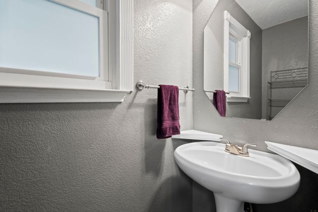 6415 Viking Trail, Arlington, TX 76001