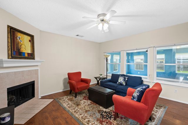 6415 Viking Trail, Arlington, TX 76001