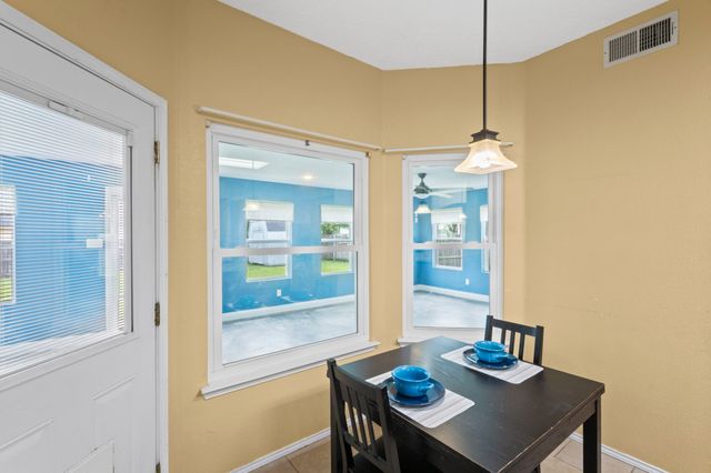 6415 Viking Trail, Arlington, TX 76001