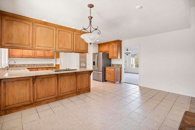 1420 Wilshire Rd, Fallbrook, CA 92028