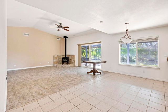 1420 Wilshire Rd, Fallbrook, CA 92028