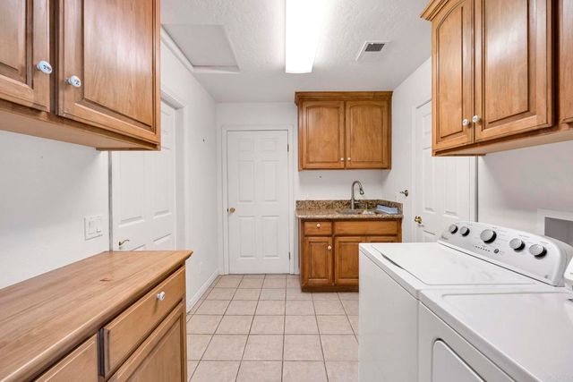 1420 Wilshire Rd, Fallbrook, CA 92028