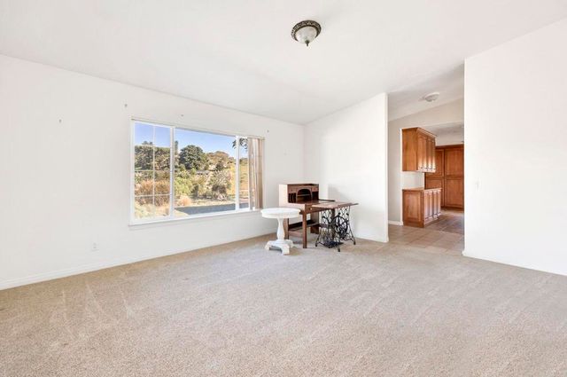 1420 Wilshire Rd, Fallbrook, CA 92028