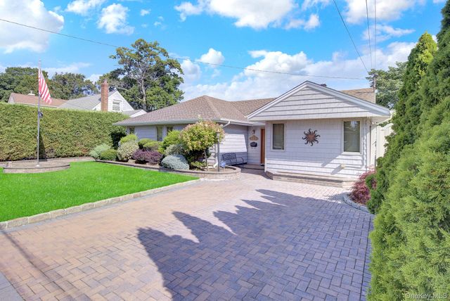 383 Marshall Street, Oceanside, NY 11572