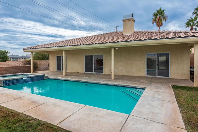 74140 Scholar Lane E, Palm Desert, CA 92211