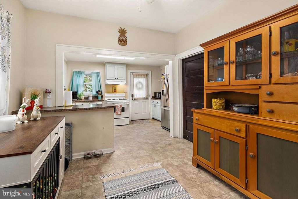 Image 11 of property listing at 711 VERMONT AVE, Salisbury, MD 21801