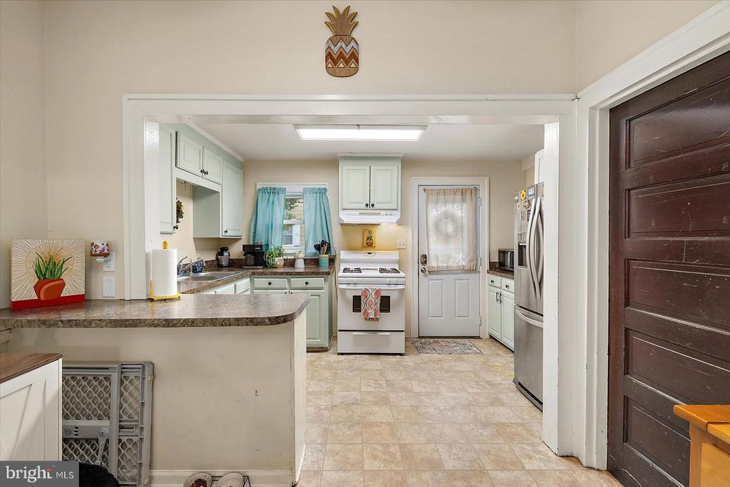 Image 12 of property listing at 711 VERMONT AVE, Salisbury, MD 21801