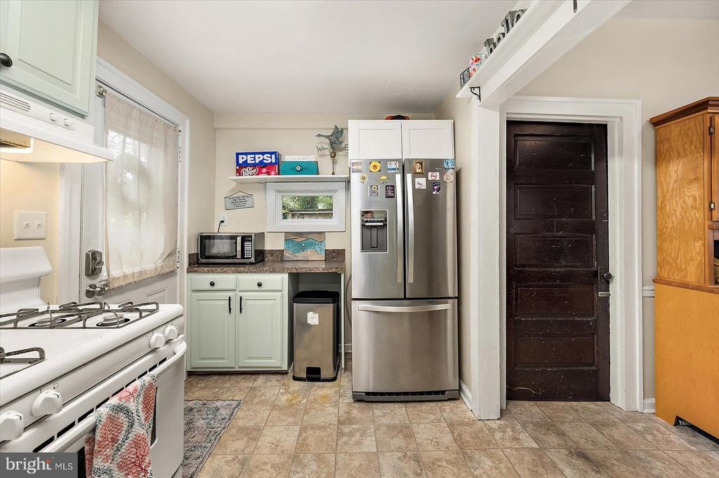 Image 14 of property listing at 711 VERMONT AVE, Salisbury, MD 21801