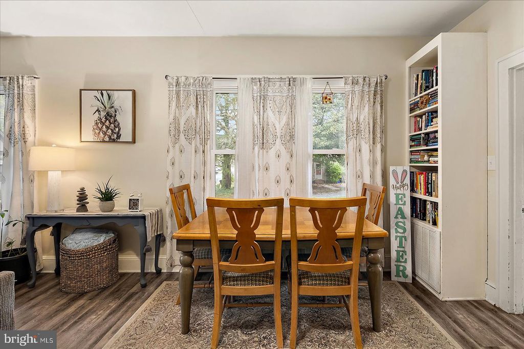 Image 20 of property listing at 711 VERMONT AVE, Salisbury, MD 21801