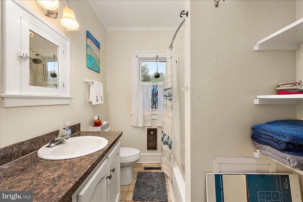 Image 28 of property listing at 711 VERMONT AVE, Salisbury, MD 21801