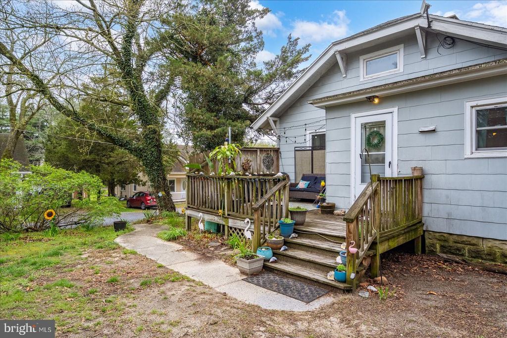 Image 5 of property listing at 711 VERMONT AVE, Salisbury, MD 21801