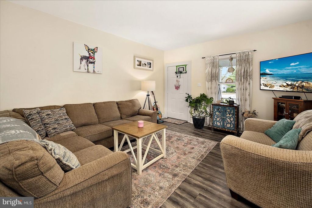 Image 8 of property listing at 711 VERMONT AVE, Salisbury, MD 21801