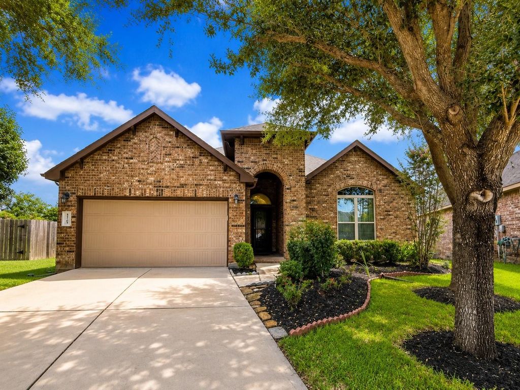 13707 Contour Court, Richmond, TX 77407