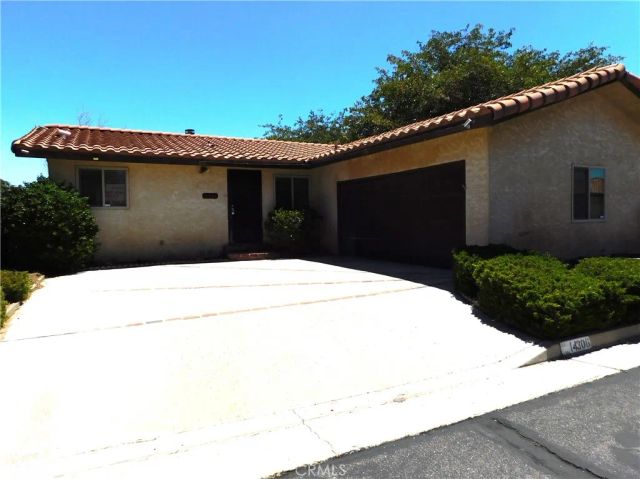14306 Dover, Mojave, CA 93501