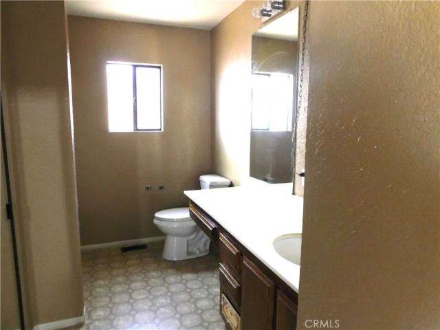 14306 Dover, Mojave, CA 93501