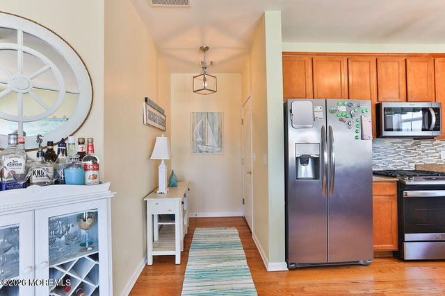 76 Claudia Lane, Manahawkin, NJ 08050