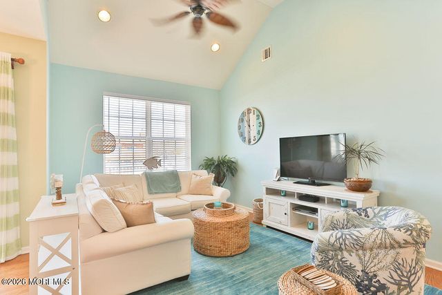 76 Claudia Lane, Manahawkin, NJ 08050