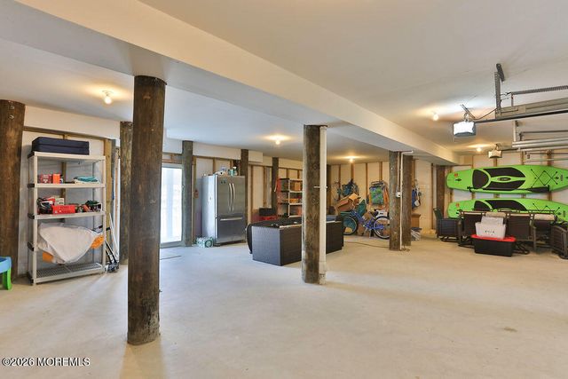 76 Claudia Lane, Manahawkin, NJ 08050