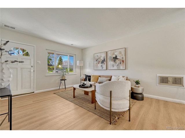 3084 S Dexter Way, Denver, CO 80222