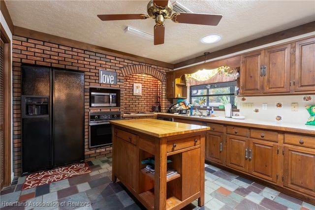 113 Dreamtime Avenue, Lake Placid, FL 33852