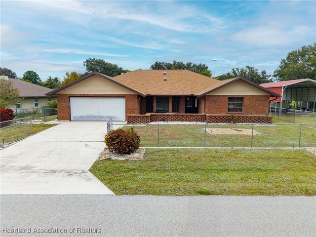 113 Dreamtime Avenue, Lake Placid, FL 33852