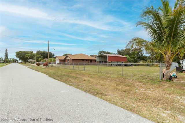 113 Dreamtime Avenue, Lake Placid, FL 33852