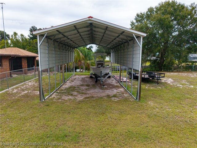 113 Dreamtime Avenue, Lake Placid, FL 33852