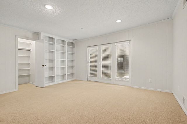 9632 Robin Meadow Drive, Dallas, TX 75243