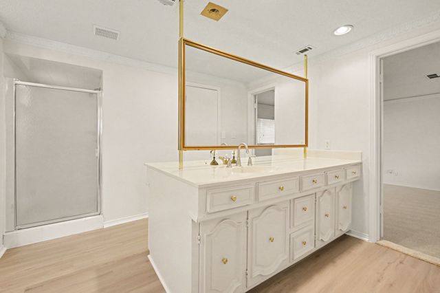 9632 Robin Meadow Drive, Dallas, TX 75243
