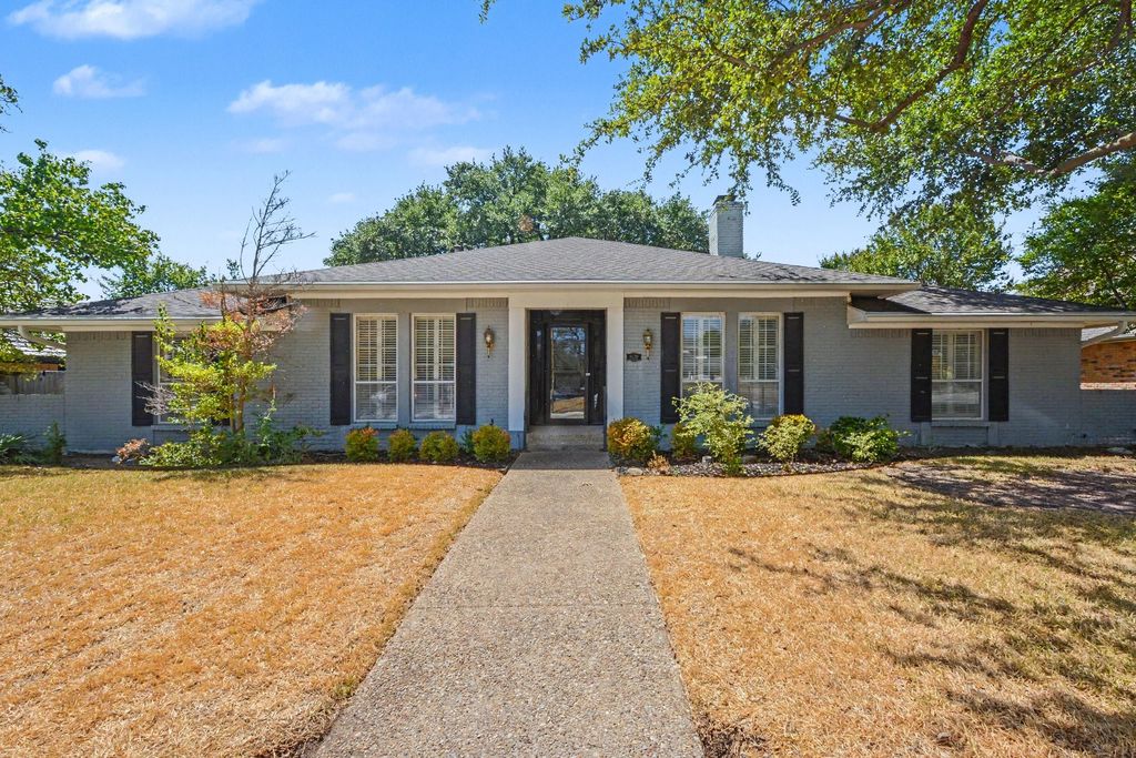 9632 Robin Meadow Drive, Dallas, TX 75243