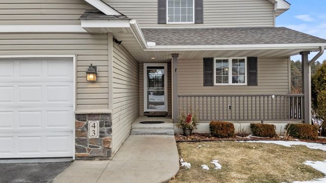 43 Canary Way, Hudson, WI 54016