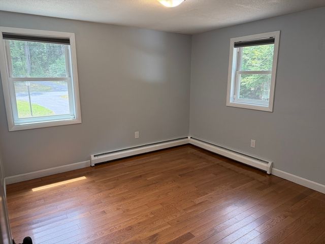 11 C H Clark Dr, Freetown, MA 02702