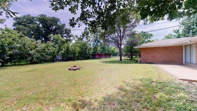 1618 George Bush Drive, College Station, TX 77840