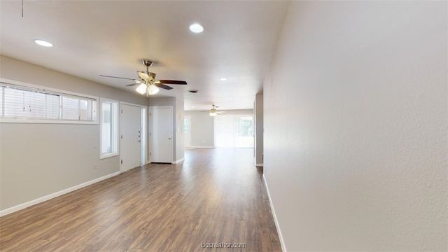 1618 George Bush Drive, College Station, TX 77840