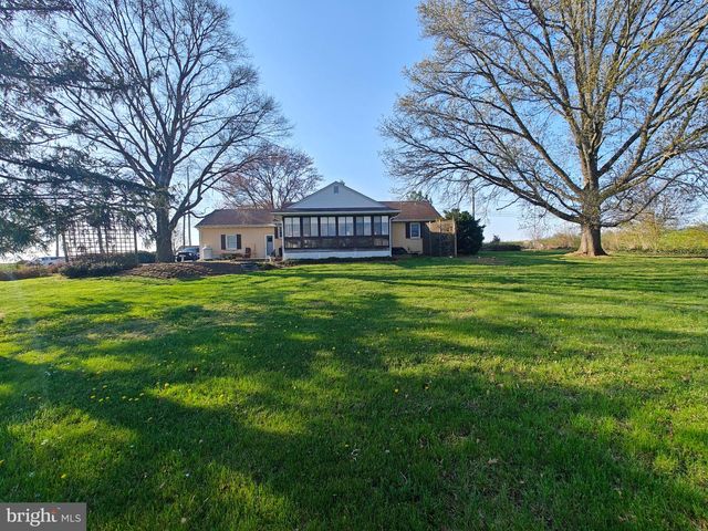 3422 COMPASS RD, Gap, PA 17527