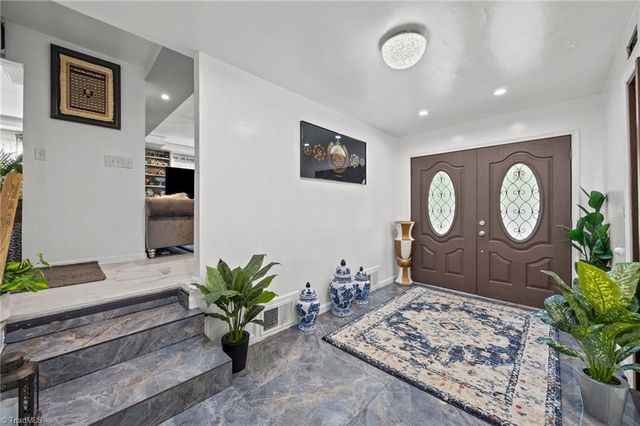 6640 Springfield Drive, Clemmons, NC 27012