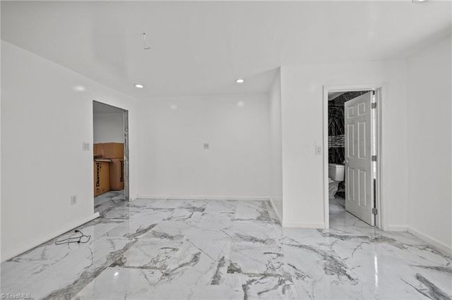 6640 Springfield Drive, Clemmons, NC 27012