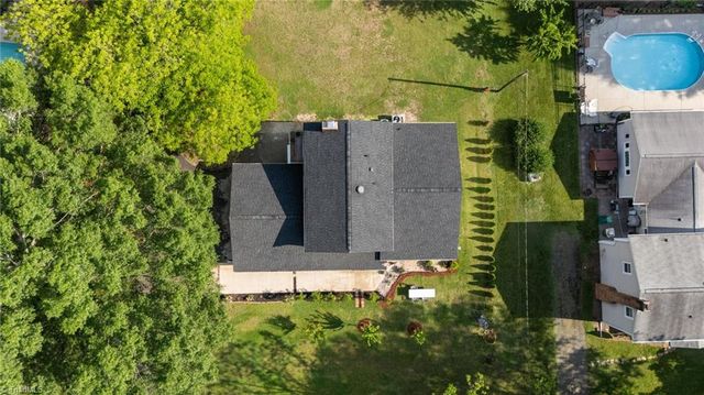 6640 Springfield Drive, Clemmons, NC 27012