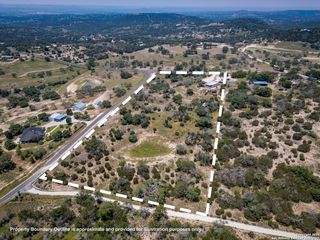 111 Stoney Hills, Center Point, TX 78010