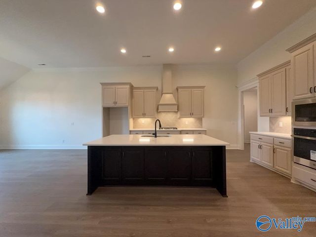 26368 Old Town Drive, Athens, AL 35613